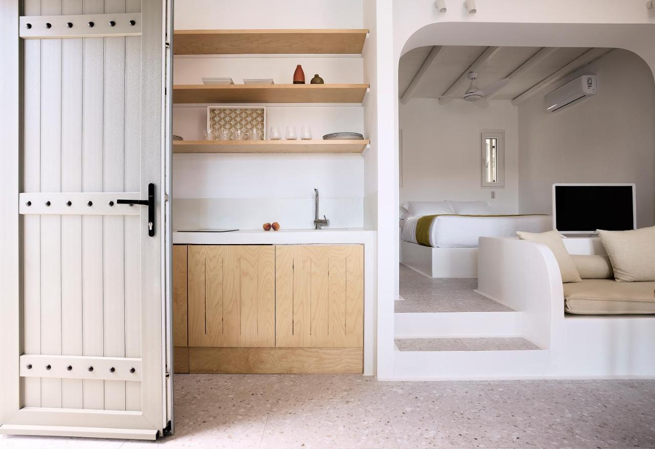 Wise Luxury Suites Kythnos Bagian luar foto